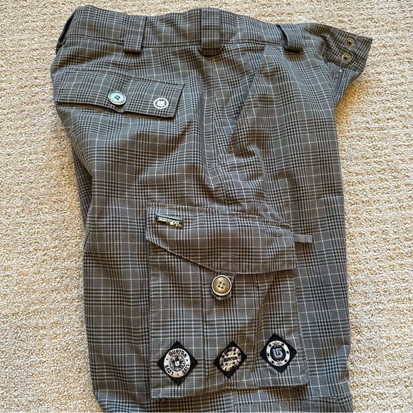 Burton Vintage Snowboard Pants Y2K Men’s Med Gray & Black Includes Board Shorts - Picture 13 of 16